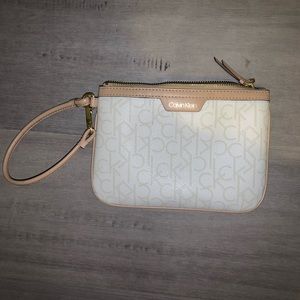 Calvin Klein Wrisltlet